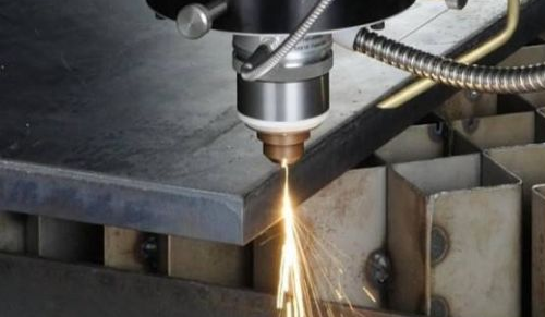 談?wù)剸|莞激光切割機切割的優(yōu)勢,平滑,不變形